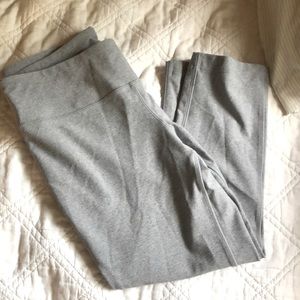 Light grey capri leggings - perfect condition, never worn